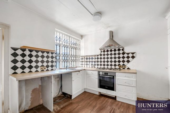 Flat 3, Inver Court, Inverness Terrace, London photo 3