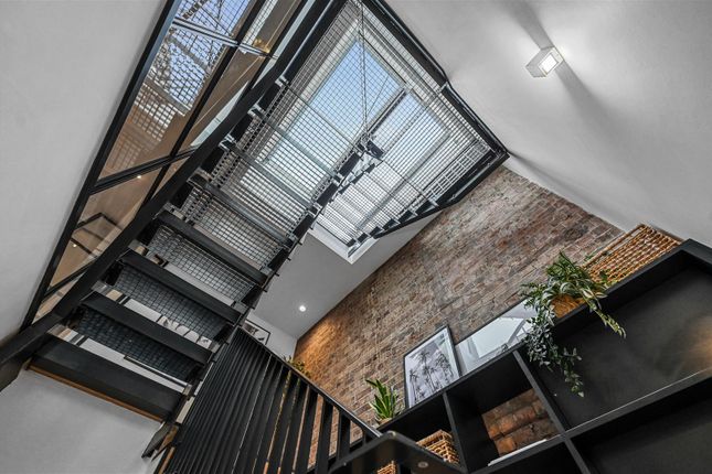 Ol-Lat-83Titchfieldstreet-46.Jpg