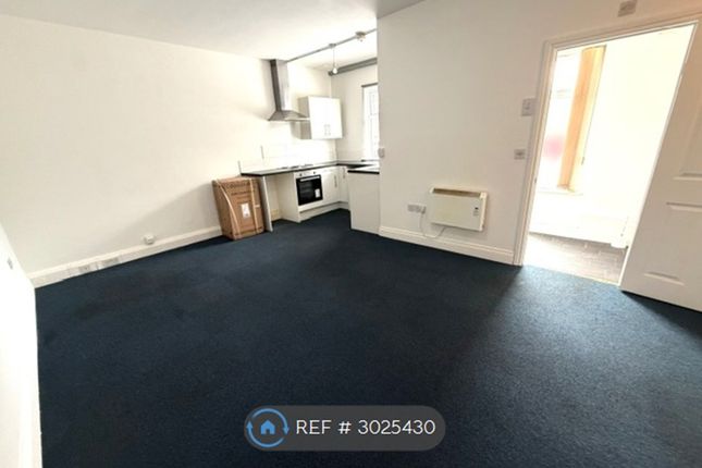 Flat, Saxon Court St Peters St, Northampton photo 3