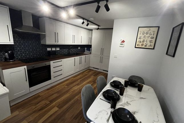 262, Chorley Road( En-suite rooms), Manchester photo 2