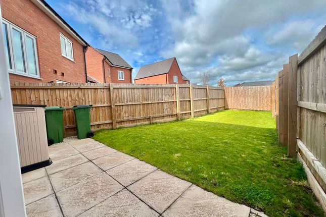29 Forsa Close, Leicester photo 4