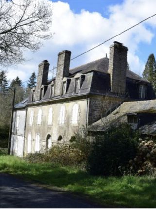 Detached house for sale in Plouray, Morbihan, Brittany, France
