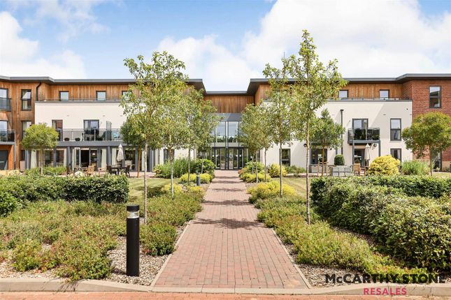 Thumbnail Flat for sale in Harvard Place, Springfield Close, Stratford-Upon-Avon