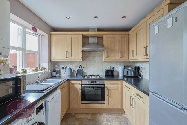 2, Calvert Close, Nottingham photo 3