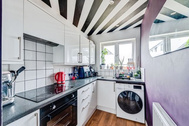 8, Larkhill Road, Abingdon photo 4