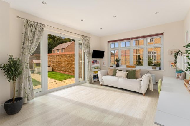 1, Anstee Close, Banbury photo 4