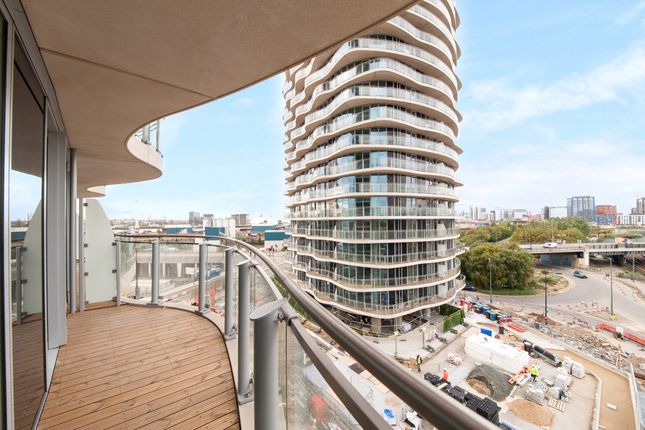 Flat for sale in Hoola, East Tower, Royal Docks