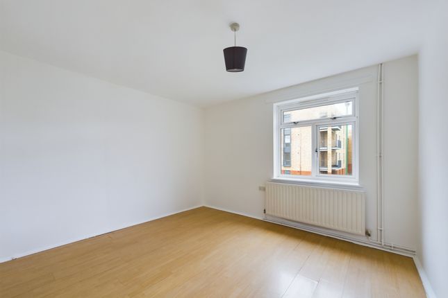 Flat for sale in New Street, Horsham