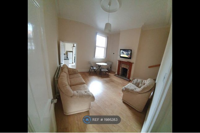 Terraced house to rent in Beresford Street, Stoke-On-Trent
