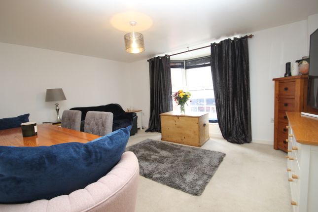 Thumbnail Flat for sale in High Street, Newport