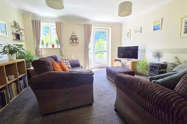 6, Fountain Court, Great Witley photo 4