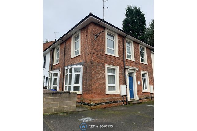 Studio flat on Bearwood Hill Road, Burton-On-Trent, £695/mo