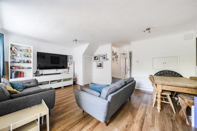 118, McCarthy Way, Finchampstead photo 4
