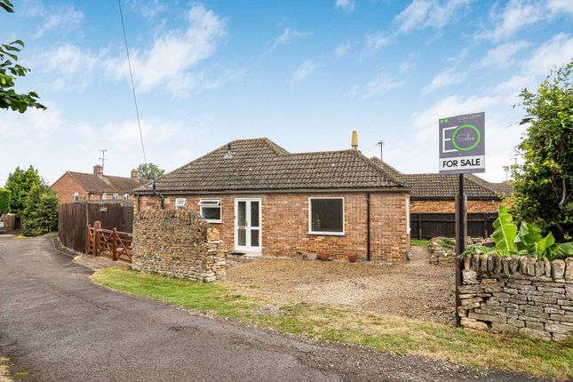 3-bed house on 26, Pecked Lane, Cheltenham, £349,000