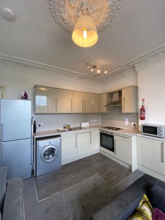 Flat to rent in Stirling Street, City Centre, Dundee
