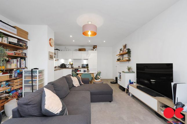Flat for sale in Collendale Road, London