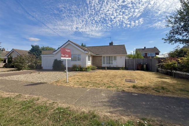 3-bed house on 26, Orchard Grove, Diss, £275,000