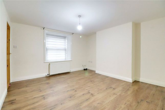 33 Redbourne Road, Brigg photo 3