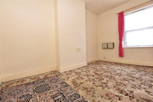 65, Howden Clough Road, Leeds photo 4