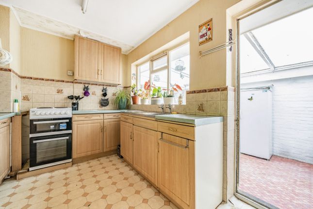 Bungalow for sale in Crowborough Road, Nutley, Uckfield, East Sussex