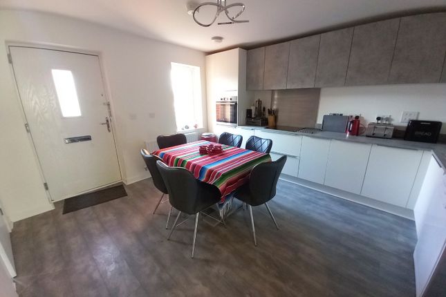 37, Mason Gardens, Ferryhill photo 4