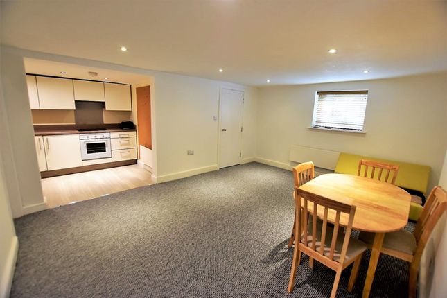 Flat 4, 46 Clyde Road, Manchester photo 4