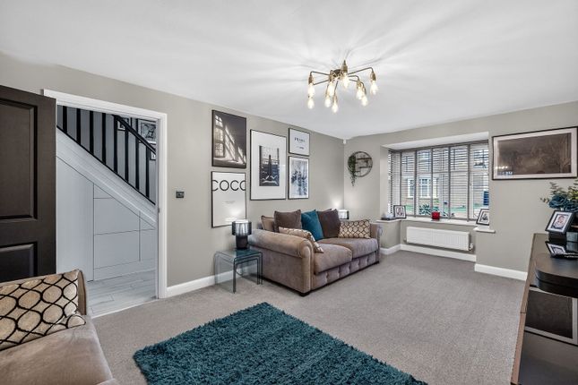 4, Lesser Avenue, Wixams photo 4