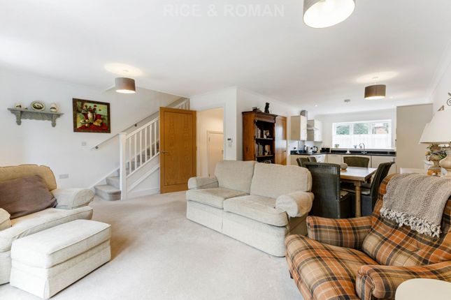 Daisy Cottage,Lynwood Village, Rise Road, Ascot photo 2