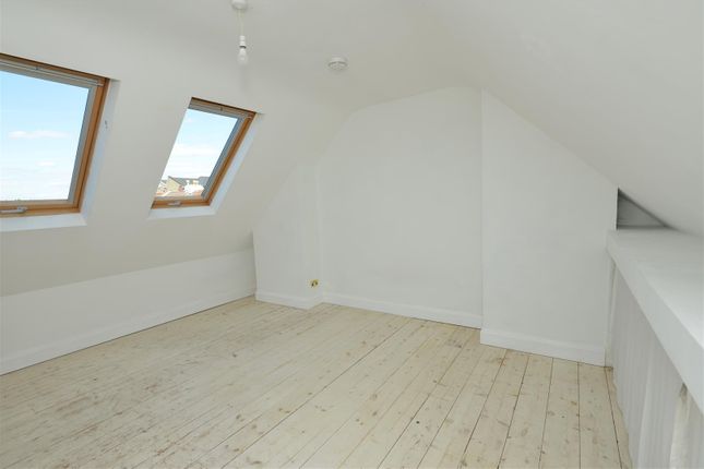 15, Church Avenue, Bristol photo 3