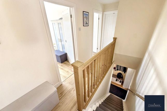 24 Investiture Place, Porth photo 3