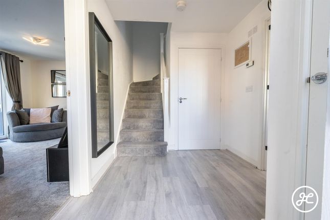 7, Sapphire Drive, Bridgwater photo 2