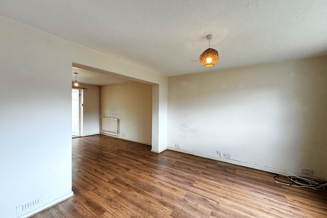 17, Cook Road, Crawley photo 5
