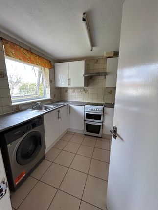 51, Dellow Close, ILFORD photo 3