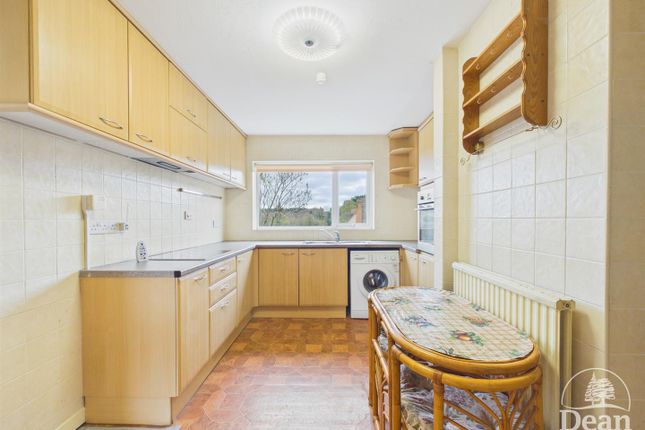 Belle View, Nine Wells Road, Coleford photo 4