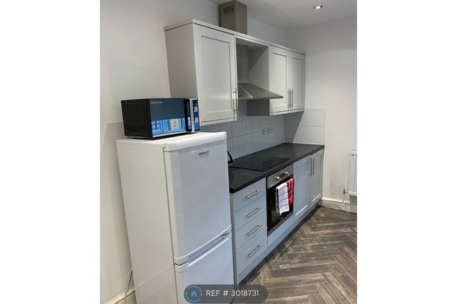 Bedroom Flat  Melton Road North, Melton Road, Wellingborough photo 5