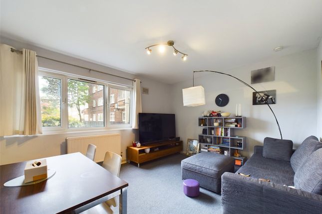 Thumbnail Flat for sale in Binfield Road, Stockwell, London