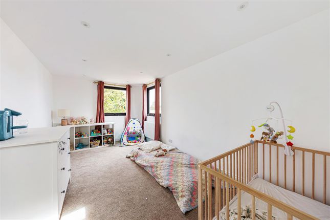 Semi-detached house for sale in Wallwood Road, London