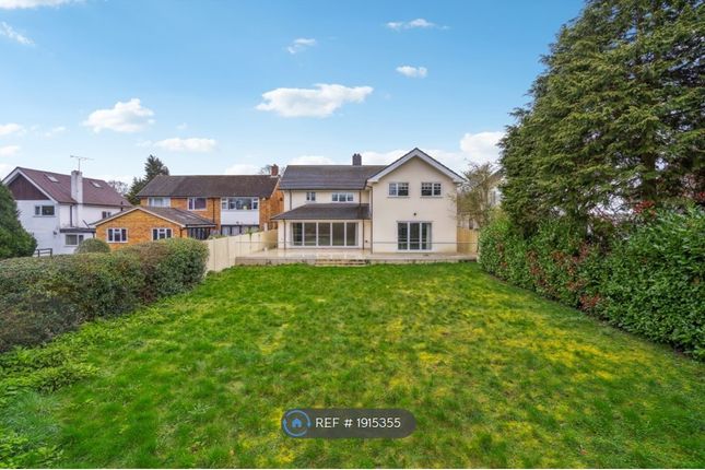 Detached house to rent in Cherry Tree Road, Beaconsfield