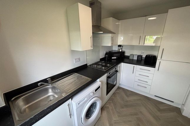 26, Millhall Court, Airdrie photo 4