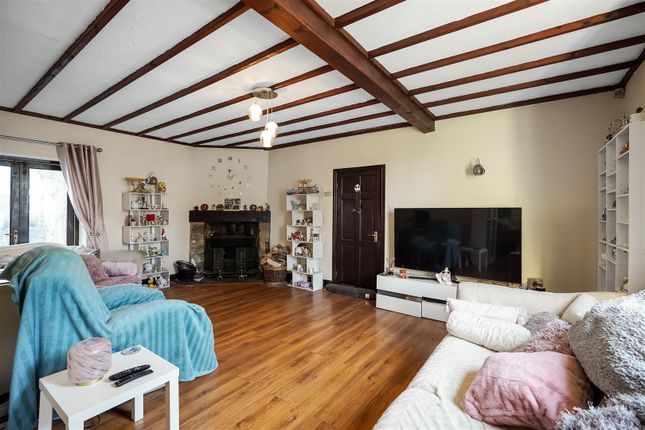West View Cottage, Morris Grange, Great North Road, Richmond photo 2