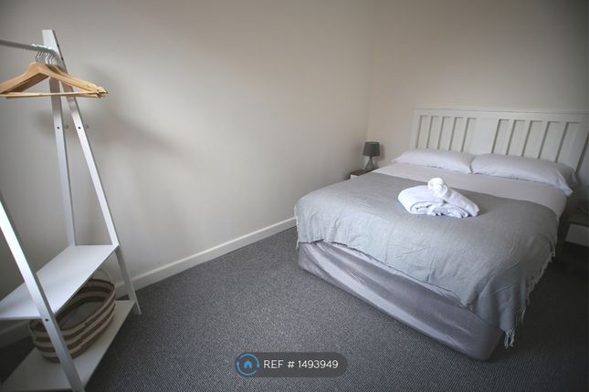 End terrace house to rent in St. Georges Road, Manchester