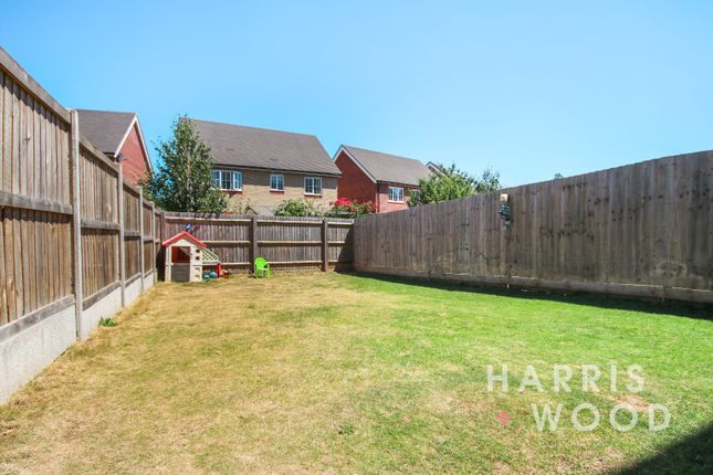 34, Bright Avenue, Witham photo 4