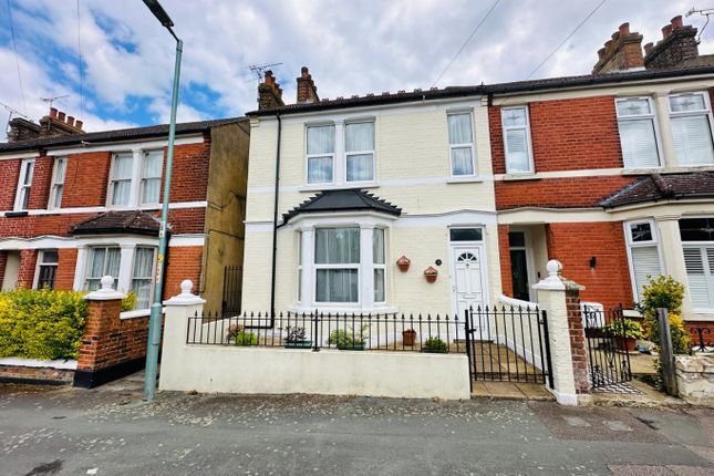 Thumbnail Semi-detached house for sale in Cleave Road, Gillingham