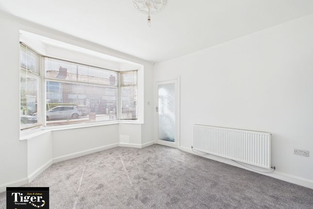 46, Rosedale Avenue, Blackpool photo 3
