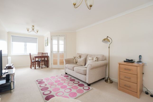 47 Marina Court 9-19 Mount Wise, Newquay photo 3