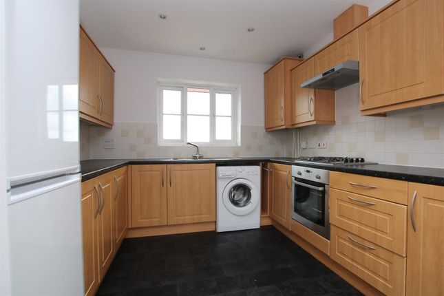 48, Liberty Way, Exeter photo 4