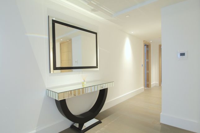 Flat for sale in Radnor Terrace, London