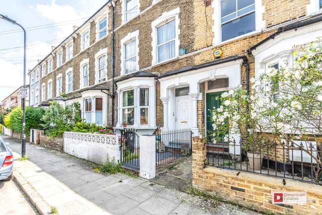 Thumbnail Maisonette to rent in Linscott Road, Lower Clapton, Hackney