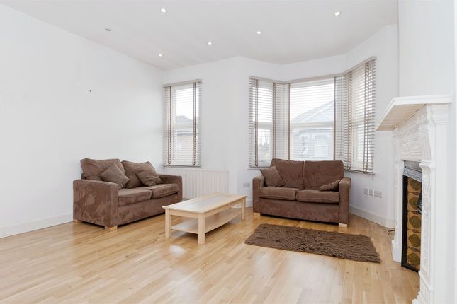 Thumbnail Room to rent in Chapter Road, London