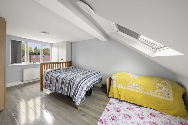 73, Montague Road, Hanwell photo 4
